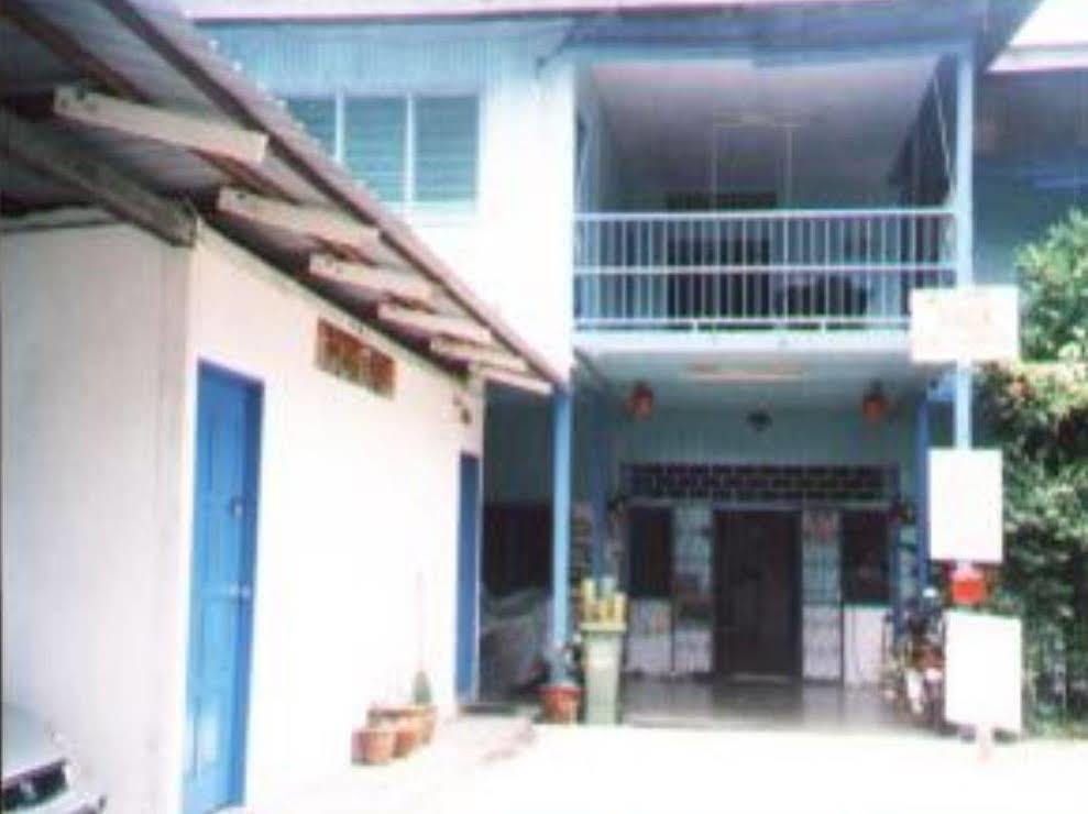 באטו פרינג'י Baba'S Guest House By The Sea מראה חיצוני תמונה